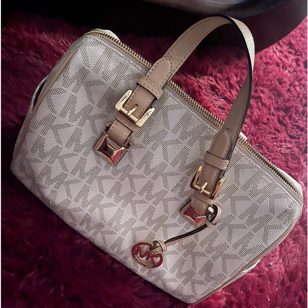 Micheal Kros Handbag